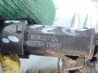 Форсунка двигателя Renault Logan 2005 2014