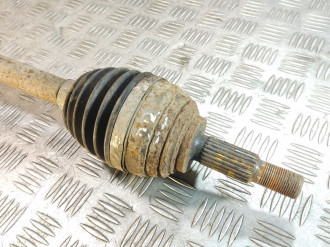Полуось передняя правая Renault Megane 2003 2009