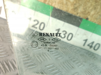 Стекло двери задней правой Renault Megane 2003 2009