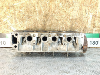 Головка блока двигателя Renault Logan 2005 2014