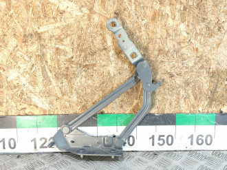 Петля крышки багажника левая Renault Megane 2003 2009