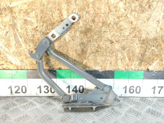 Петля крышки багажника правая Renault Megane 2003 2009