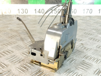 Замок двери задней правой Renault Megane 2003 2009