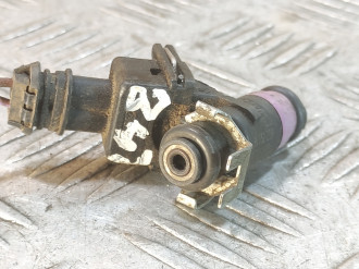 Форсунка двигателя Renault Megane 2003 2009