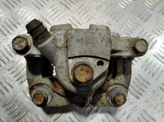 Суппорт задний правый Toyota Camry v40