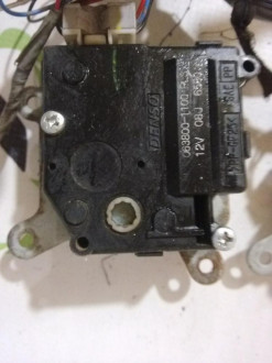 Моторчик заслонки отопителя Toyota Rav 4 2006 2013