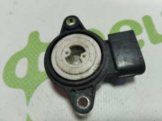 Датчик положения дроссельной заслонки Toyota Corolla e150