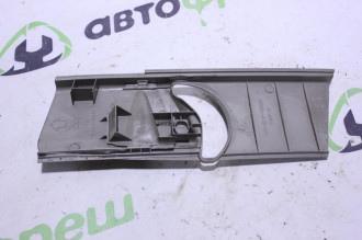 Обшивка стойки правая Toyota Camry v40