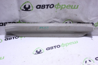 Накладка порога внутренняя передняя правая Toyota Camry v40