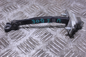 Ограничитель двери задний Toyota Camry v40