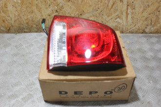 Фонарь задний внутренний правый Toyota Land cruser 200