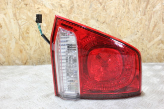 Фонарь задний внутренний правый Toyota Land cruser 200