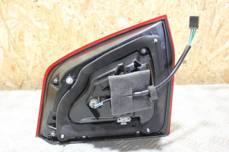 Фонарь задний внутренний правый Toyota Land cruser 200