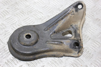 Кронштейн задней балки Toyota Camry v40