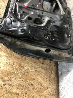 Дверь передняя правая Toyota Yaris 2005 2011