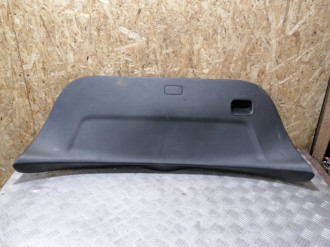 Обшивка крышки багажника Toyota Yaris 2005 2011