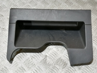 Вещевой ящик Toyota Yaris 2005 2011