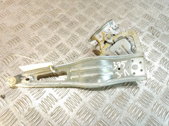 Стеклоподъемник задний левый Toyota Yaris 2005 2011