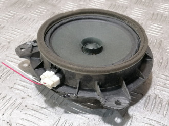 Динамик Toyota Yaris 2005 2011