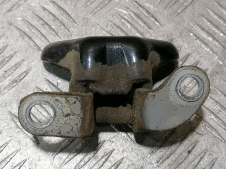 Петля двери задней правой верхняя Toyota Yaris 2005 2011
