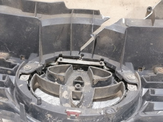 Решетка радиатора Toyota Camry v50