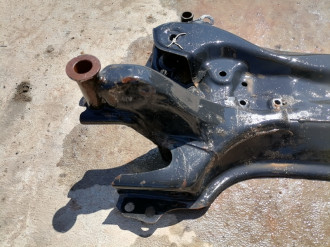 Балка подмоторная Toyota Avensis 3 2009-2018