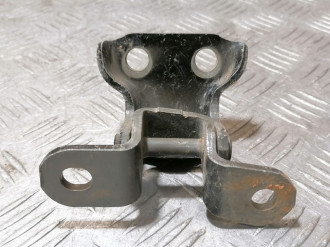 Петля двери передней правой нижняя Toyota Rav 4 2006 2013