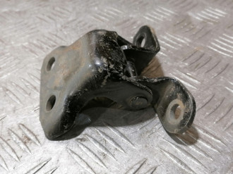 Петля двери передней правой нижняя Toyota Rav 4 2006 2013