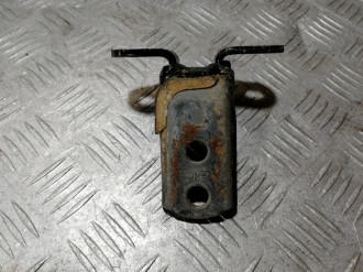 Петля двери передней правой верхняя Toyota Corolla e150