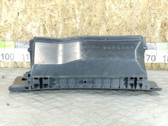 Бардачок Toyota Corolla e150