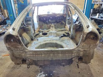 Панель задняя Toyota Corolla e10