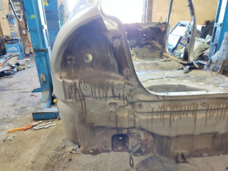 Панель задняя Toyota Corolla e10