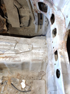 Панель задняя Toyota Corolla e10