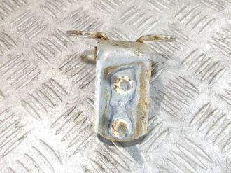 Петля двери задней правой нижняя Toyota Corolla e10
