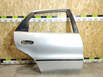 Дверь задняя правая Toyota Corolla e10