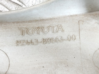 Колпак колеса Toyota Corolla e150
