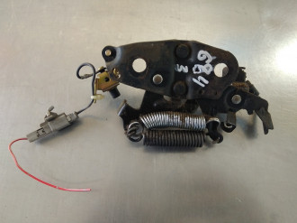 Замок багажника Toyota Corolla e10