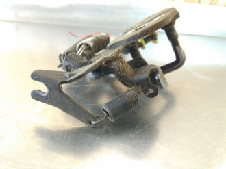 Замок багажника Toyota Corolla e10