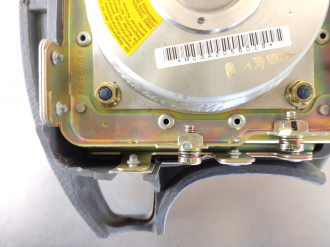 Подушка безопасности в руль Toyota Corolla e10