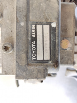 Блок abs насос Toyota Corolla e10