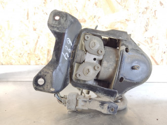 Блок abs насос Toyota Corolla e10