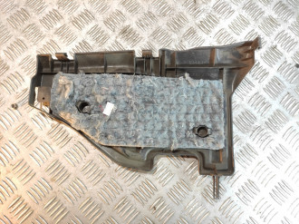Накладка торпедо Toyota Yaris 2005 2011