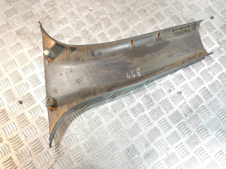 Обшивка стойки правая Toyota Corolla e10