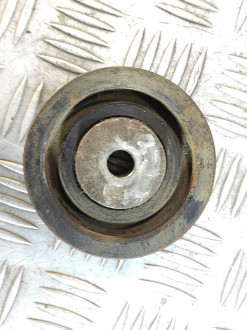 Ролик Toyota Yaris 2005 2011