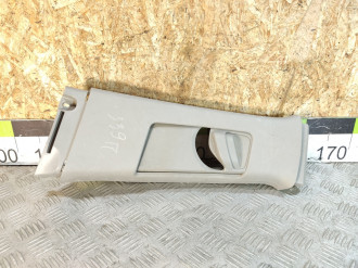 Обшивка стойки правая Toyota Camry v40