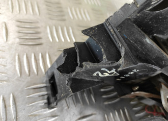 Кулиса КПП Toyota Scion xa 2005-2006