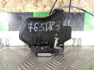 Замок двери задней правой Toyota Scion xa 2005-2006