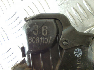 Замок двери передней левой Toyota Scion xa 2005-2006