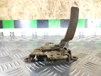 Замок капота Toyota Camry v10
