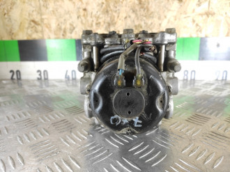 Блок abs насос Toyota Camry v10